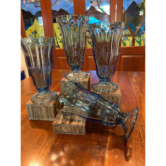 Anchor Hocking Stemmed Blue Float Glasses. - Picture 6 of 11